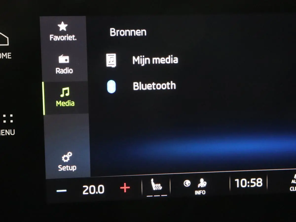 1.4 TSI RS iV PHEV Business | Stoelverwarming | Adaptive cruise | Matrix LED | Side Assist | Camera | Carplay | Navigatie | Sfeerverlichting | Virtual Cockpit | Sportstoelen | Plug In