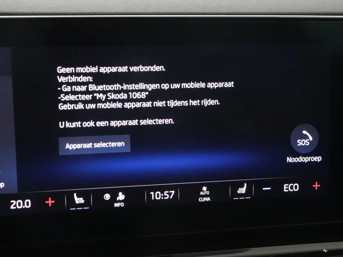1.4 TSI RS iV PHEV Business | Stoelverwarming | Adaptive cruise | Matrix LED | Side Assist | Camera | Carplay | Navigatie | Sfeerverlichting | Virtual Cockpit | Sportstoelen | Plug In