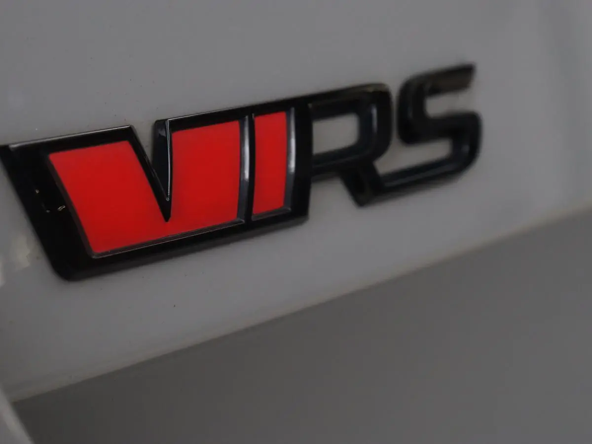 1.4 TSI RS iV PHEV Business | Stoelverwarming | Adaptive cruise | Matrix LED | Side Assist | Camera | Carplay | Navigatie | Sfeerverlichting | Virtual Cockpit | Sportstoelen | Plug In