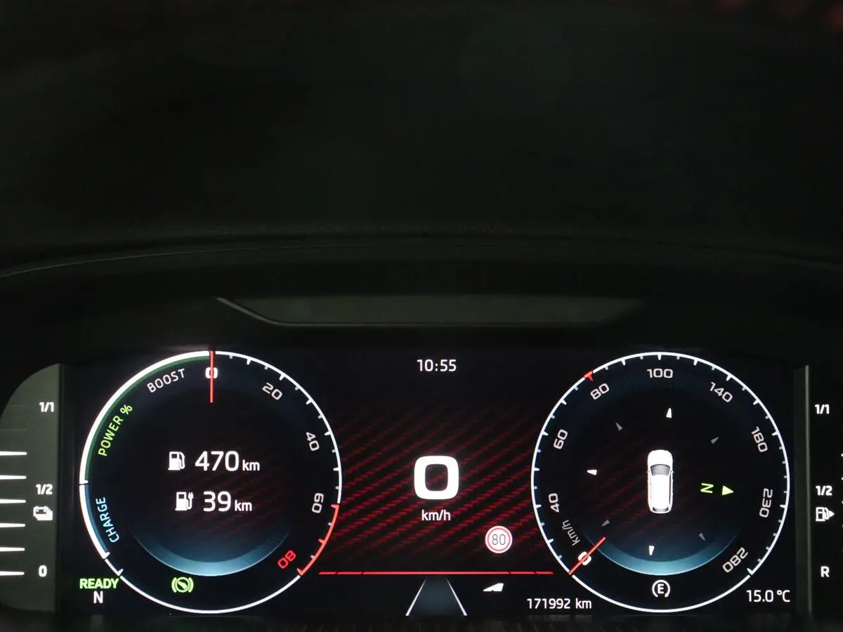 1.4 TSI RS iV PHEV Business | Stoelverwarming | Adaptive cruise | Matrix LED | Side Assist | Camera | Carplay | Navigatie | Sfeerverlichting | Virtual Cockpit | Sportstoelen | Plug In