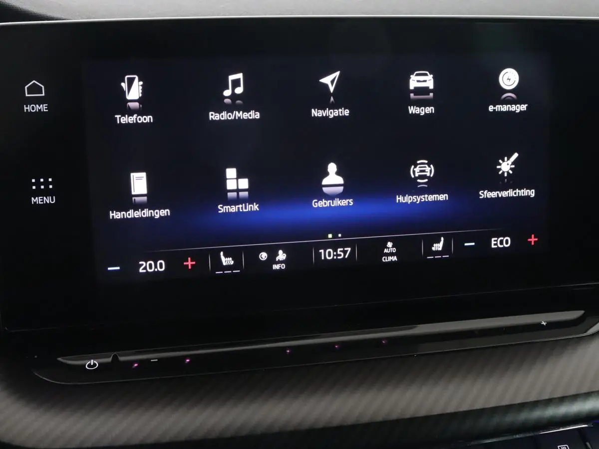 1.4 TSI RS iV PHEV Business | Stoelverwarming | Adaptive cruise | Matrix LED | Side Assist | Camera | Carplay | Navigatie | Sfeerverlichting | Virtual Cockpit | Sportstoelen | Plug In