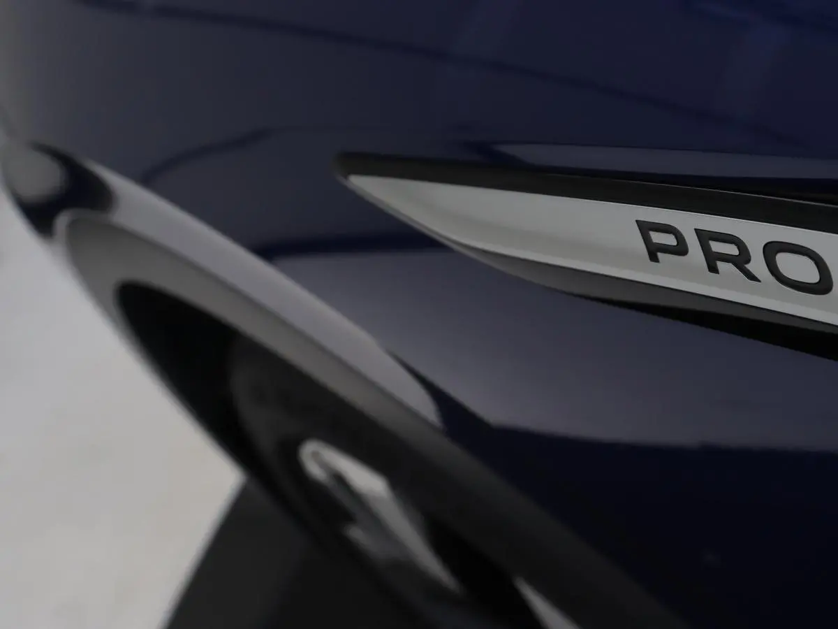 ID.5 Pro 77 kWh | Trekhaak | Stoelverwarming | Matrix LED | Camera | Carplay | Keyless | Stuurverwarming | Adaptive cruise | Navigatie | 20'' | Park Assist