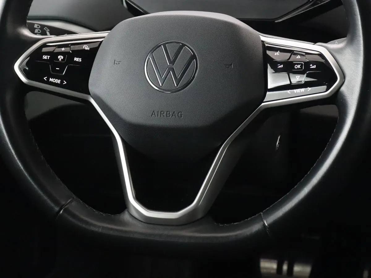 ID.5 Pro 77 kWh | Trekhaak | Stoelverwarming | Matrix LED | Camera | Carplay | Keyless | Stuurverwarming | Adaptive cruise | Navigatie | 20'' | Park Assist