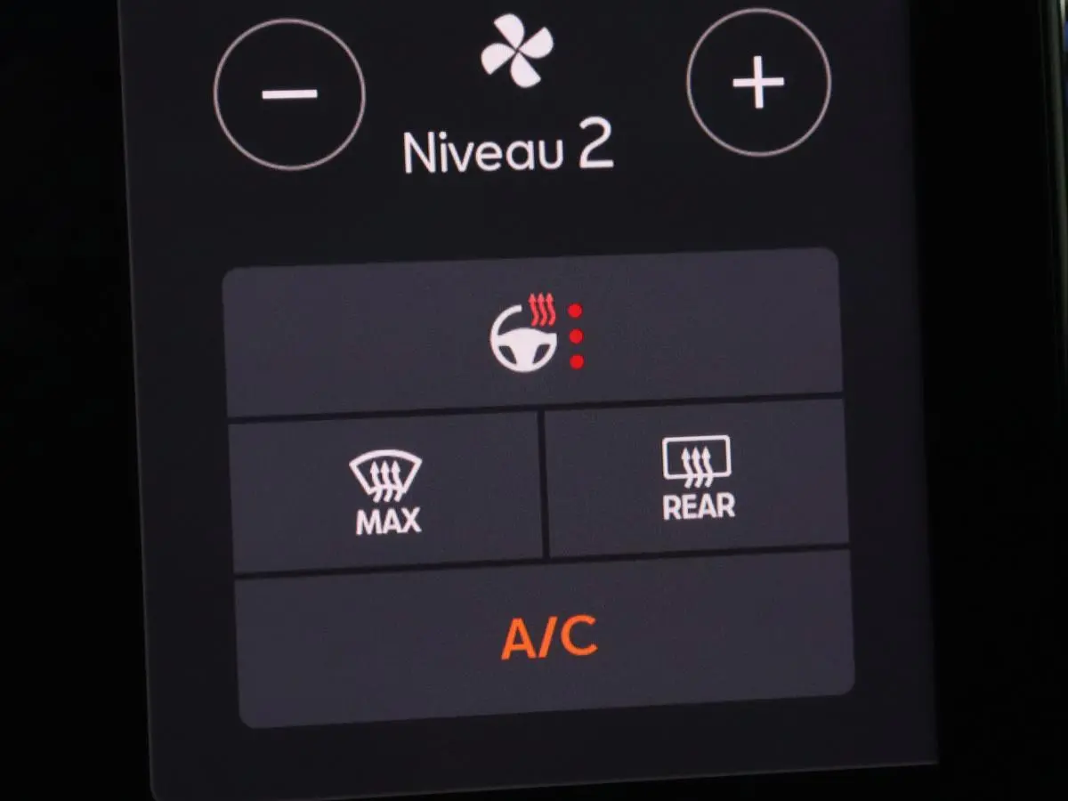 1.4 eHybrid VZ | 245pk | Stoelverwarming | Camera | Adaptive cruise | Sfeerverlichting | Navigatie | Keyless | 19'' | Stuurverwarming | Full LED | PHEV | Plug In