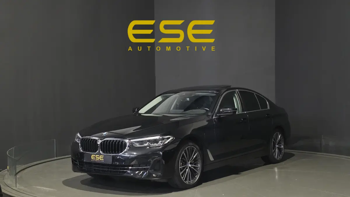 530e Executive | 360 Camera | Glazen schuif-/kanteldak | Facelift