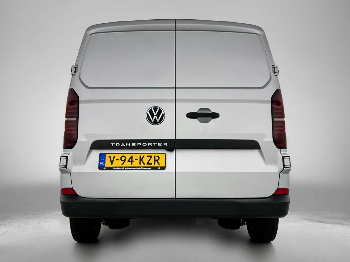 2.0 TDI L1H1 28 Life | BPM VRIJ | 70 Liter tank | Apple carplay / Andriod carplay | Handgeschakeld | Trekhaak |