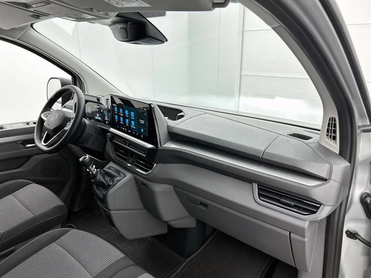 2.0 TDI L1H1 28 Life | BPM VRIJ | 70 Liter tank | Apple carplay / Andriod carplay | Handgeschakeld | Trekhaak |