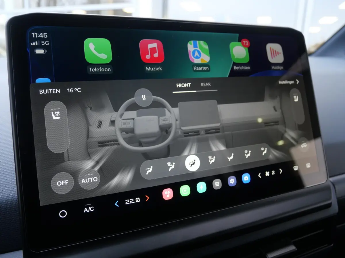 Plus 71.2 kWh | Cruise | Clima | Navi | carplay | Keyless | Stoel-stuurverwarming |
