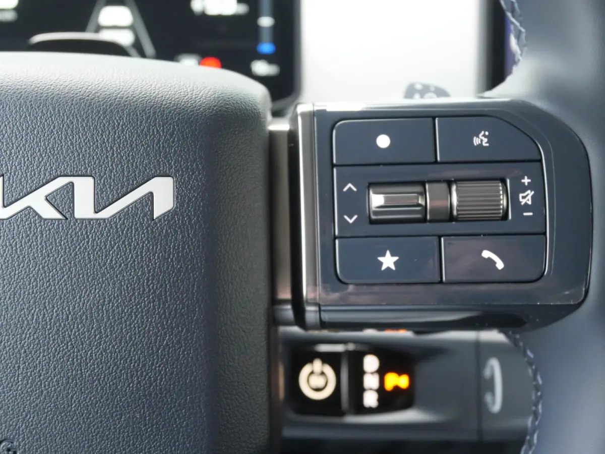 Plus 71.2 kWh | Cruise | Clima | Navi | carplay | Keyless | Stoel-stuurverwarming |