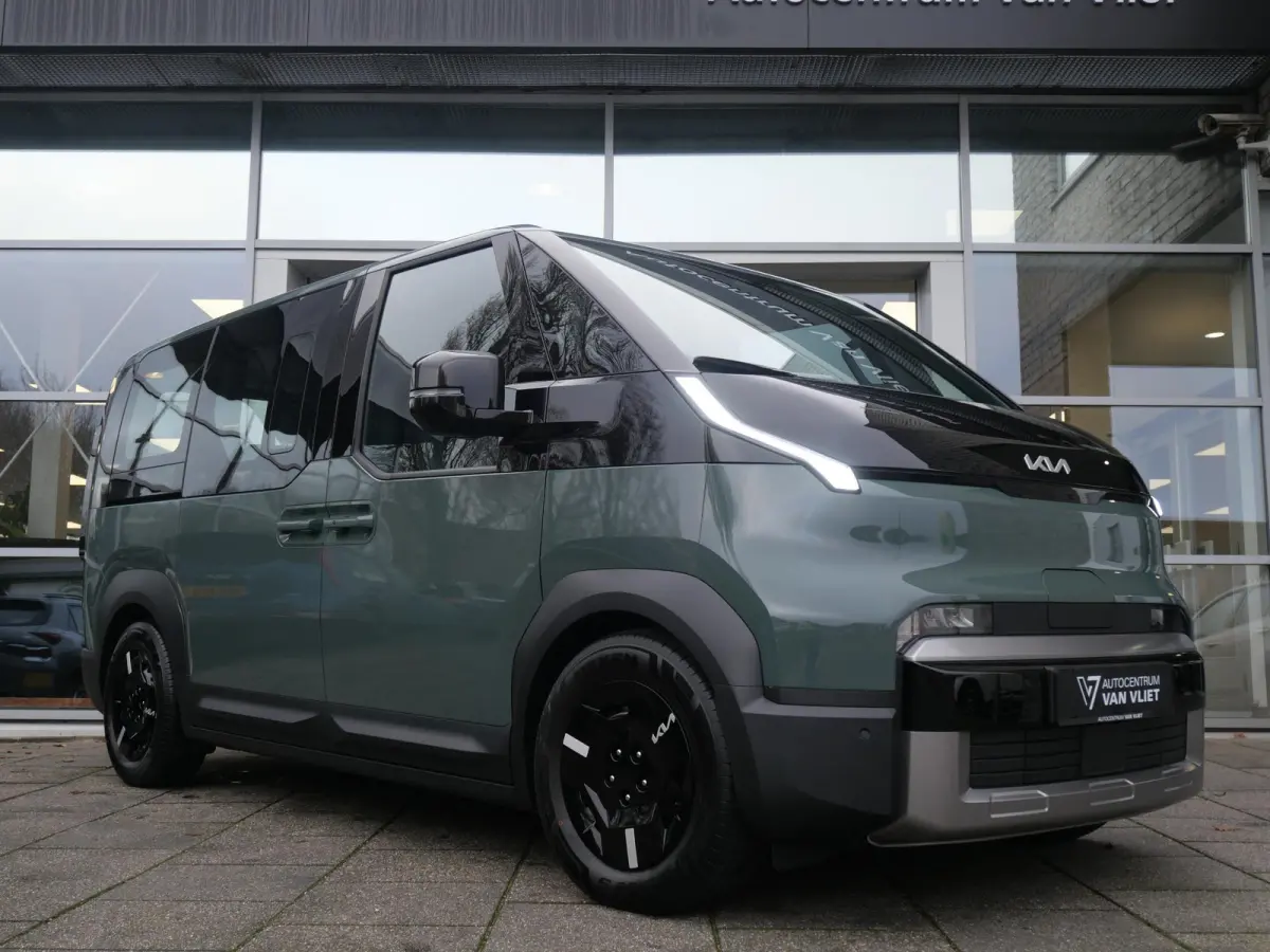Plus 71.2 kWh | Cruise | Clima | Navi | carplay | Keyless | Stoel-stuurverwarming |