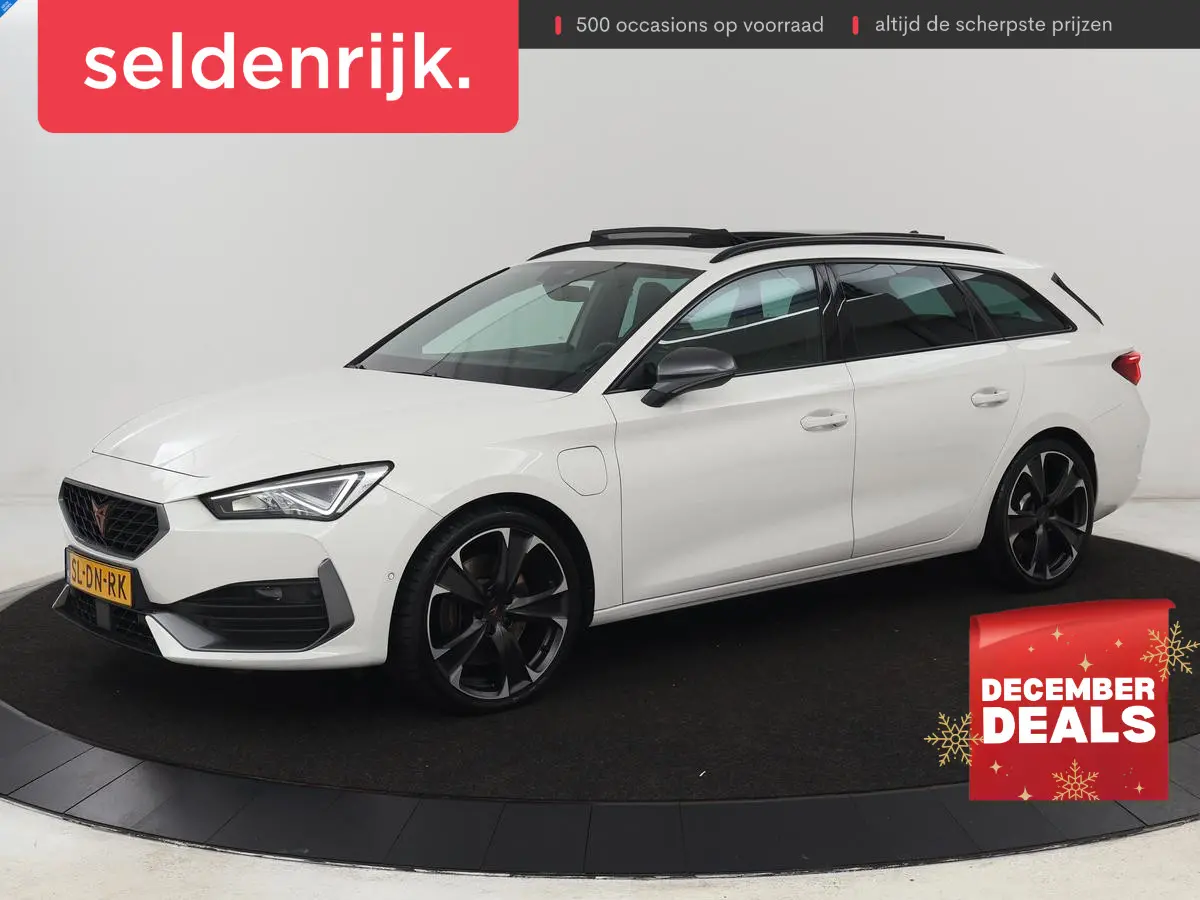 1.4 eHybrid VZ | 245pk | Panoramadak | Stoelverwarming | Camera | Carplay | Adaptive cruise | Keyless | Navigatie | 19'' | Sportstoelen | Full LED | PHEV | Plug In