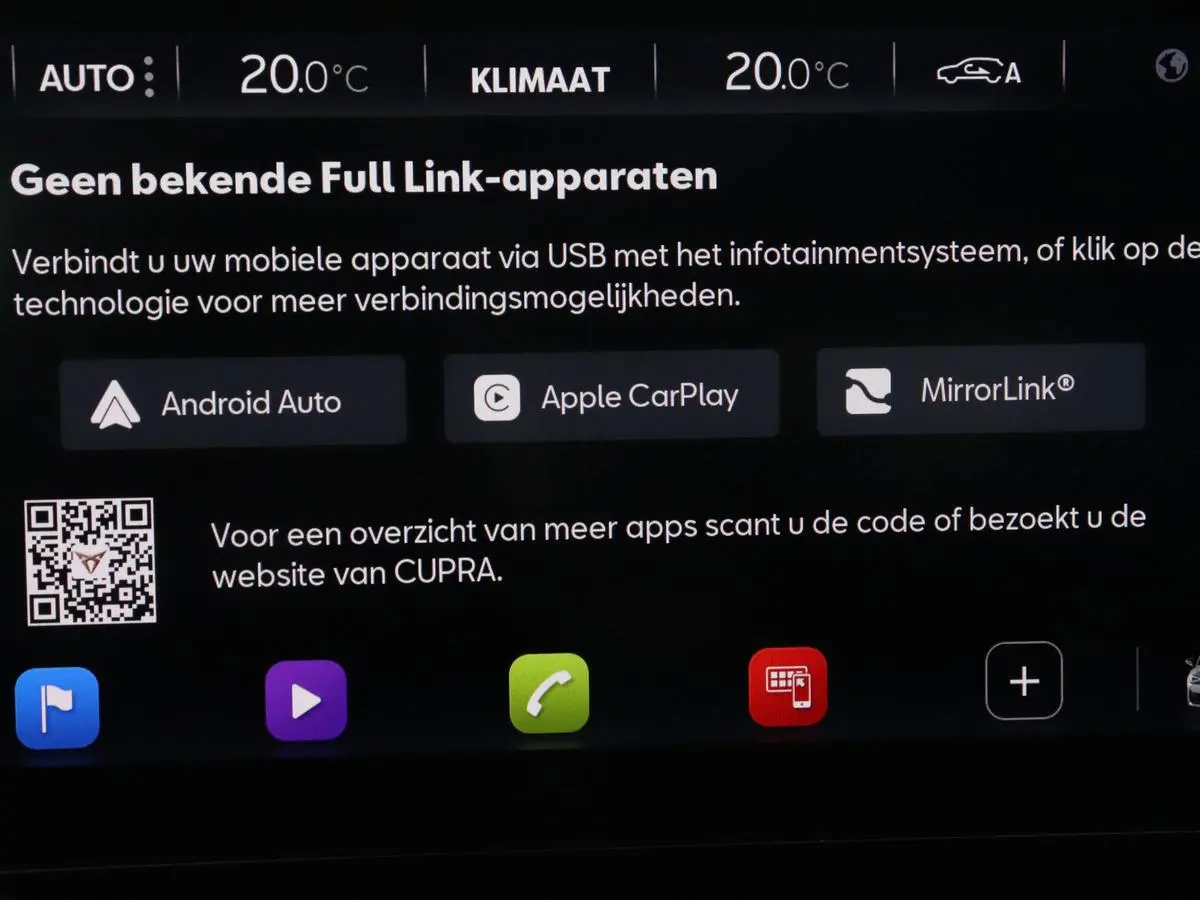 1.4 eHybrid VZ | 245pk | Panoramadak | Stoelverwarming | Camera | Carplay | Adaptive cruise | Keyless | Navigatie | 19'' | Sportstoelen | Full LED | PHEV | Plug In