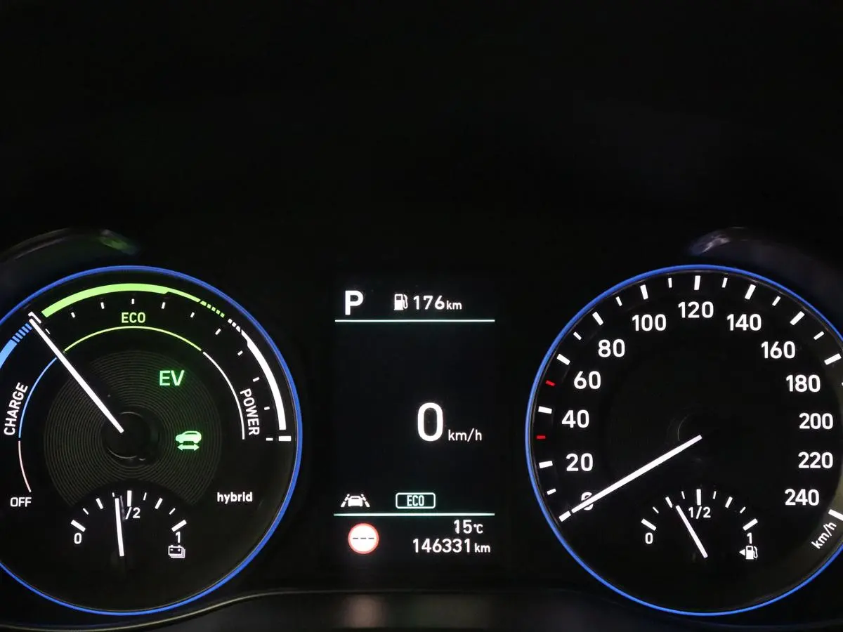 1.6 GDI HEV Fashion | Head-Up | Trekhaak | Adaptive cruise | Camera | Carplay | Keyless | Dodehoek detectie | Climate control | Bluetooth