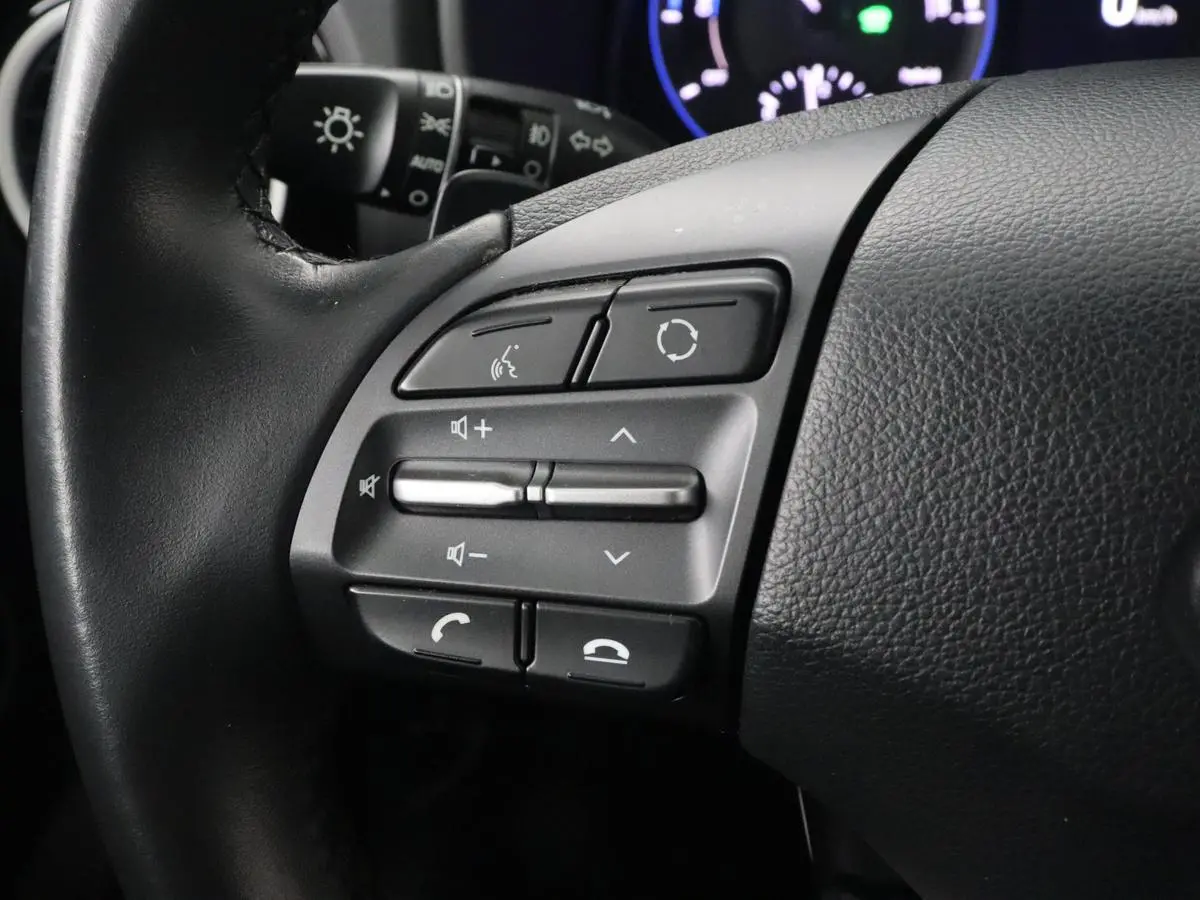 1.6 GDI HEV Fashion | Head-Up | Trekhaak | Adaptive cruise | Camera | Carplay | Keyless | Dodehoek detectie | Climate control | Bluetooth