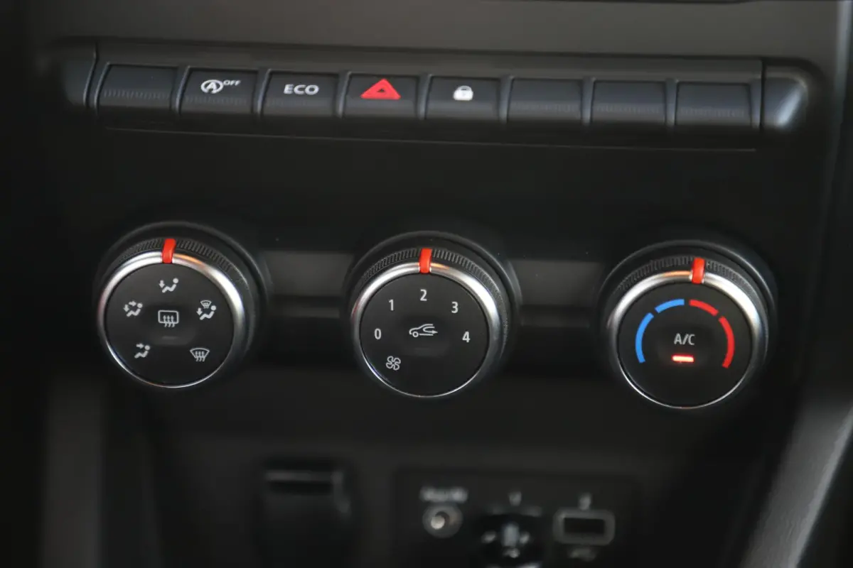 1.0 TCe Zen NAP LED Navigatie Carplay Android Airco Cruise Rijstrooksensor Parkeersensor