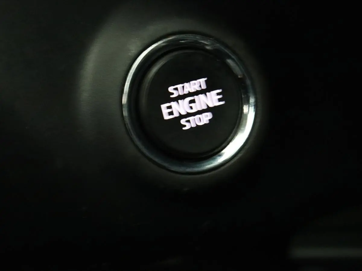 1.5 TSI Limited Business Edition 7-persoons | Panoramadak | Adaptive cruise | Trekhaak | Stoelverwarming | Leder/Alcantara | Canton Sound | Keyless | Camera | Carplay | 19'' | Navigatie