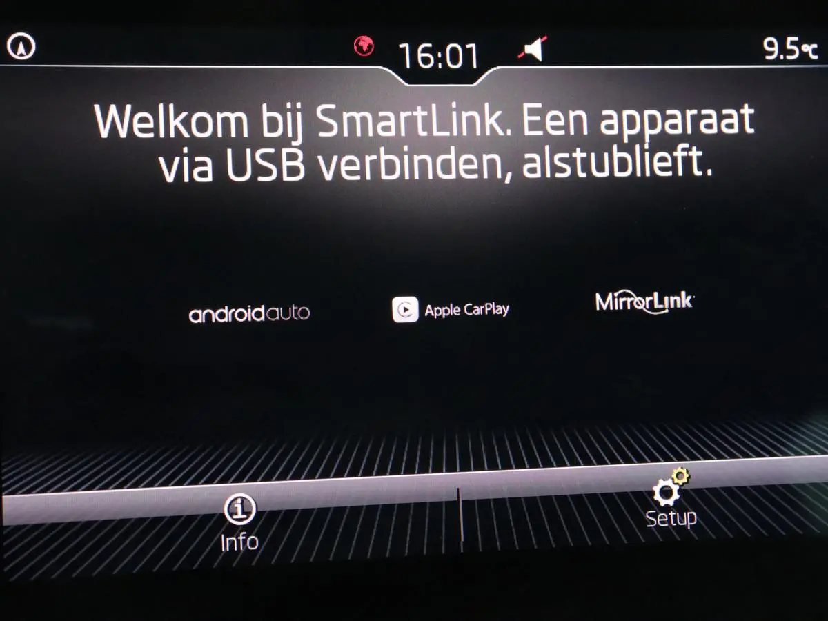 1.5 TSI Limited Business Edition 7-persoons | Panoramadak | Adaptive cruise | Trekhaak | Stoelverwarming | Leder/Alcantara | Canton Sound | Keyless | Camera | Carplay | 19'' | Navigatie
