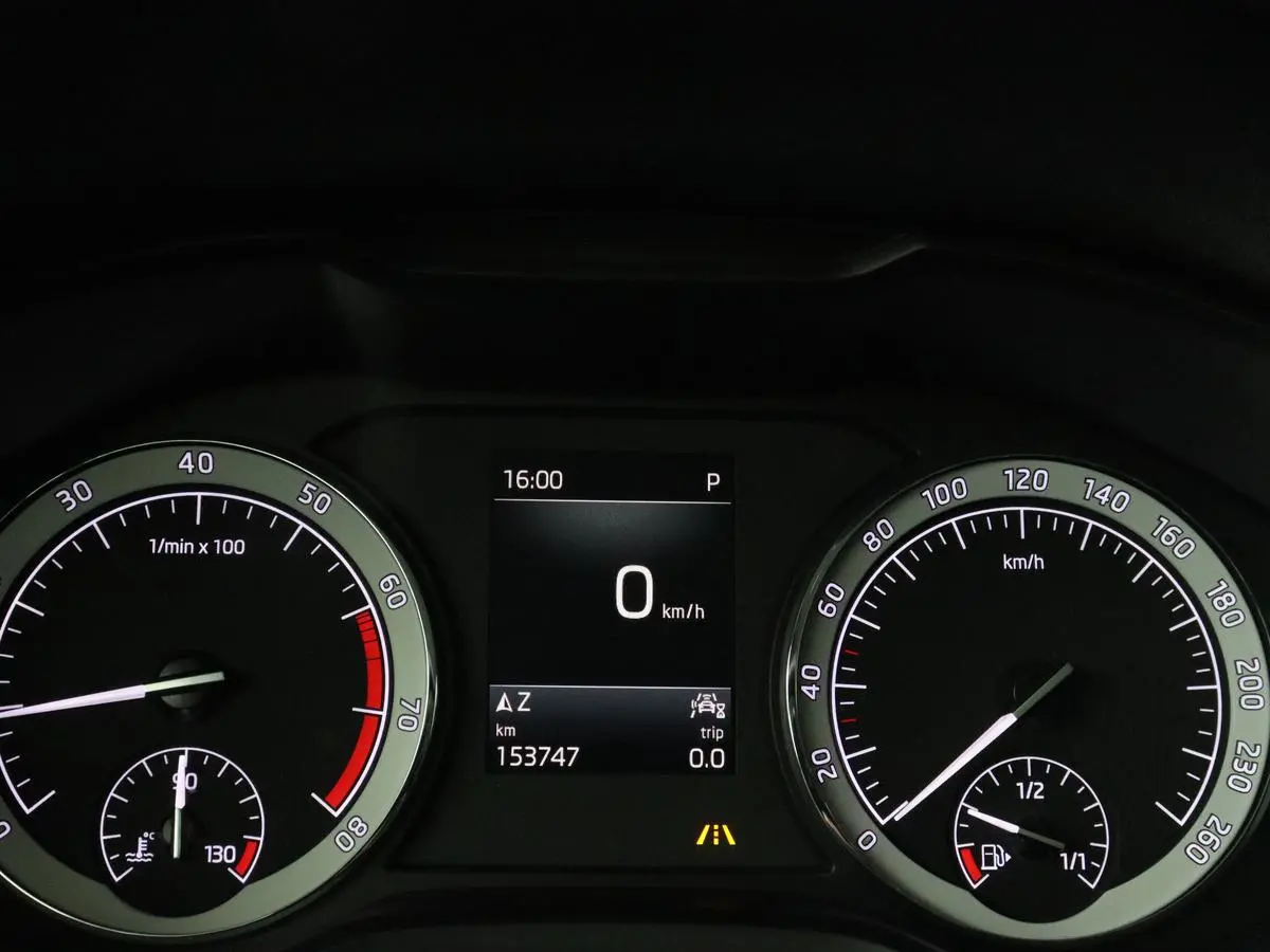 1.5 TSI Limited Business Edition 7-persoons | Panoramadak | Adaptive cruise | Trekhaak | Stoelverwarming | Leder/Alcantara | Canton Sound | Keyless | Camera | Carplay | 19'' | Navigatie