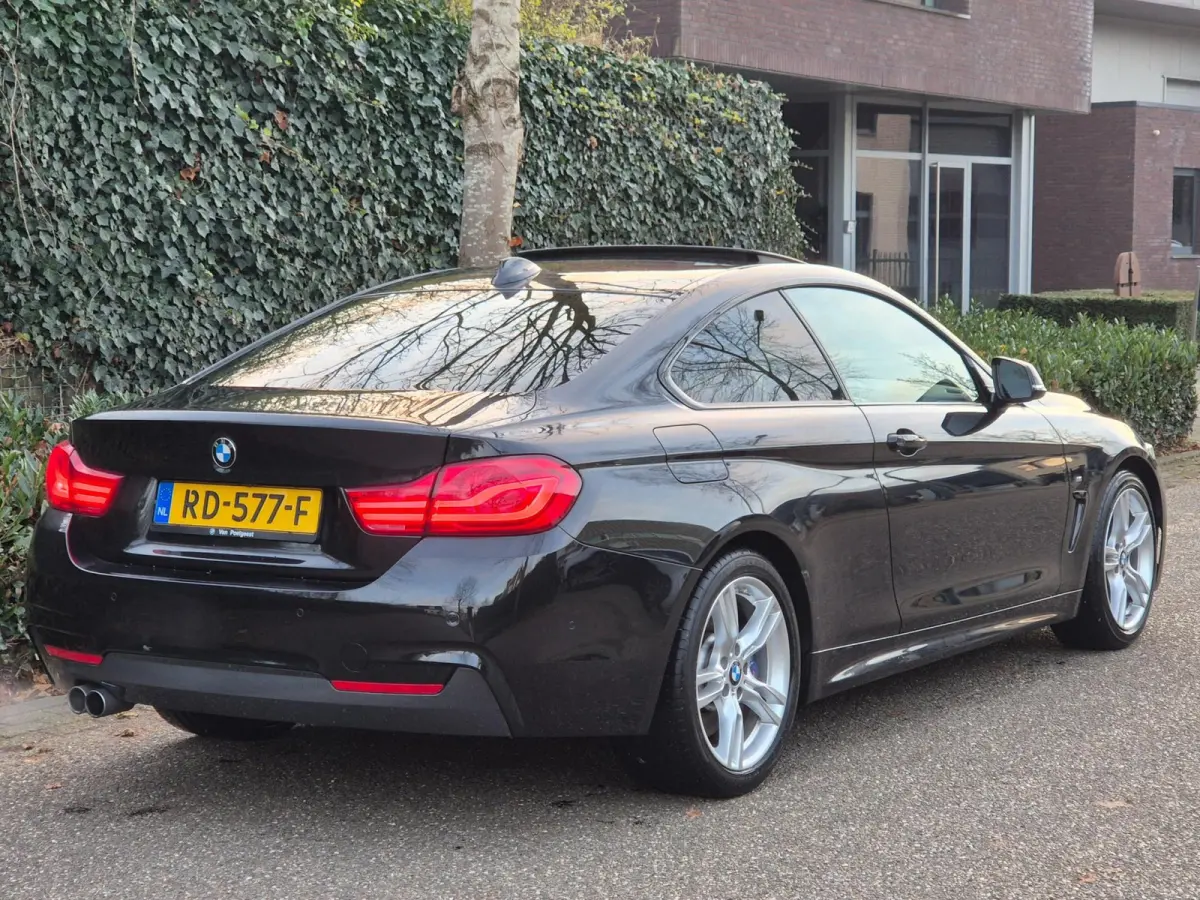 420i M Sport Ed Schuifdak Apple CarPlay Breedset LED Camera Nbt Evo Navi GR 6WB Dig. DASH High Executive