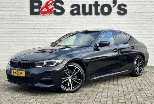 318i Business Edition M-Sport Full Led Carplay Automaat Digital Dash Camera Leder Cruise Navi