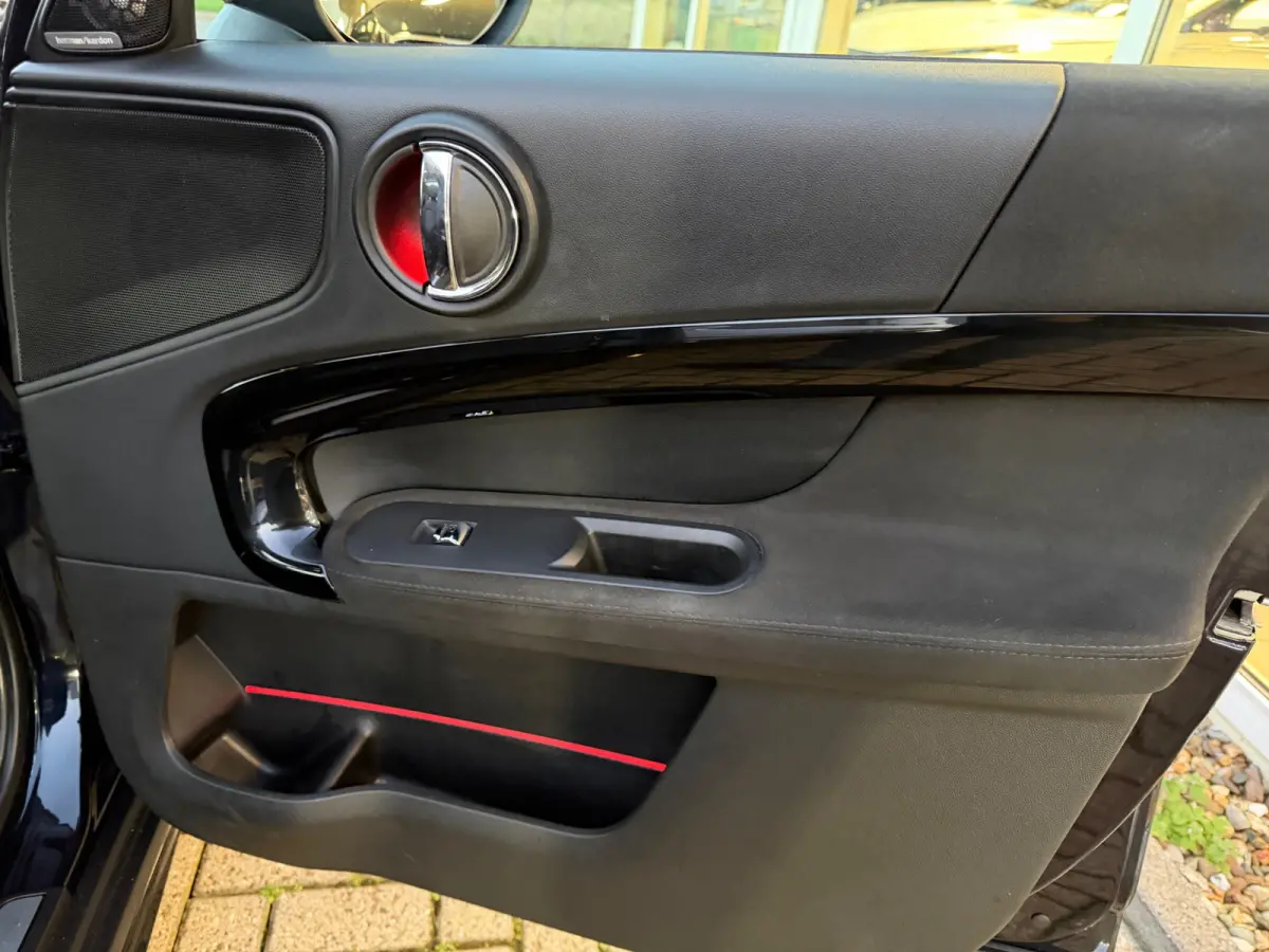 Mini 2.0 Cooper ALL4 Chili Leder | Hud | Panorama