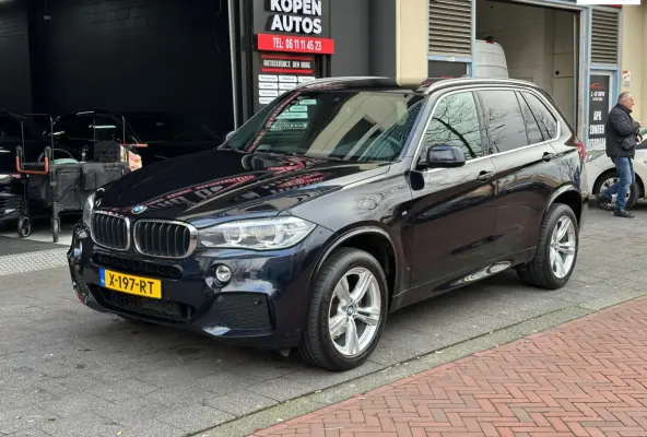 SDrive25d High Executive Aut Leer Navi Camera