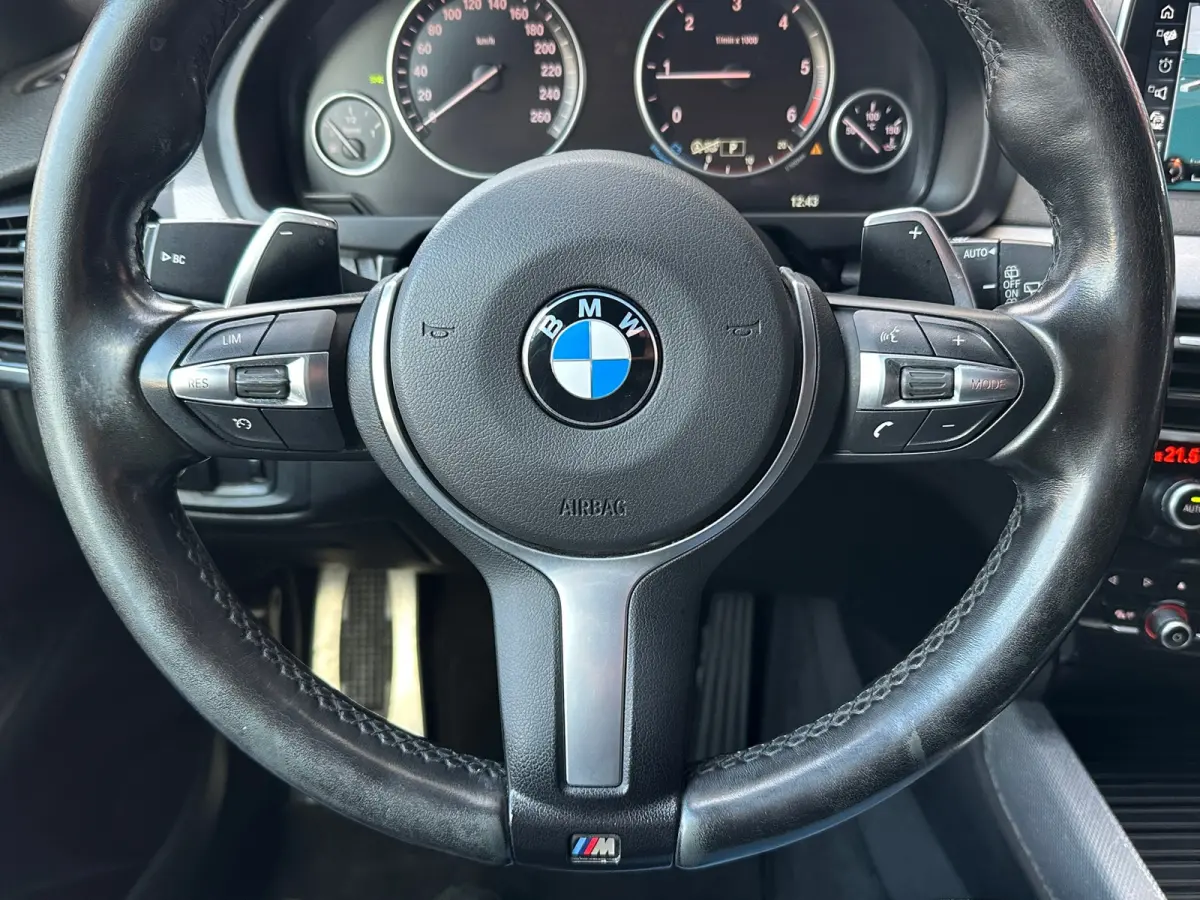 SDrive25d High Executive Aut Leer Navi Camera