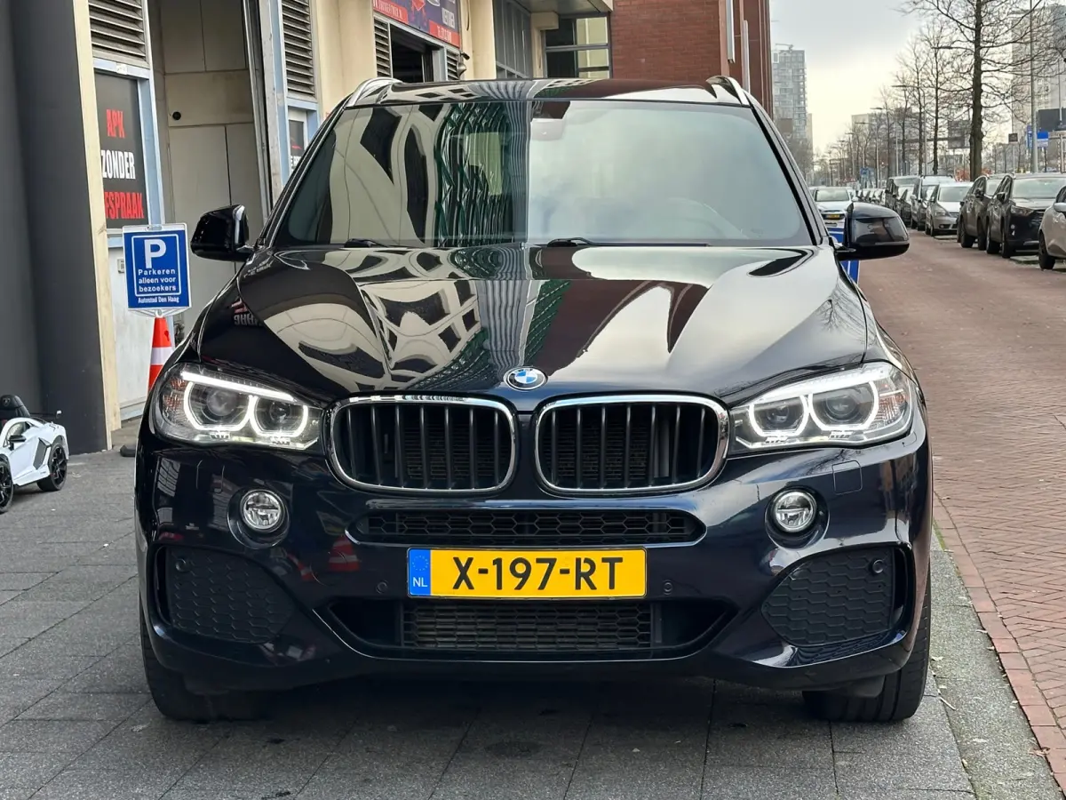 SDrive25d High Executive Aut Leer Navi Camera