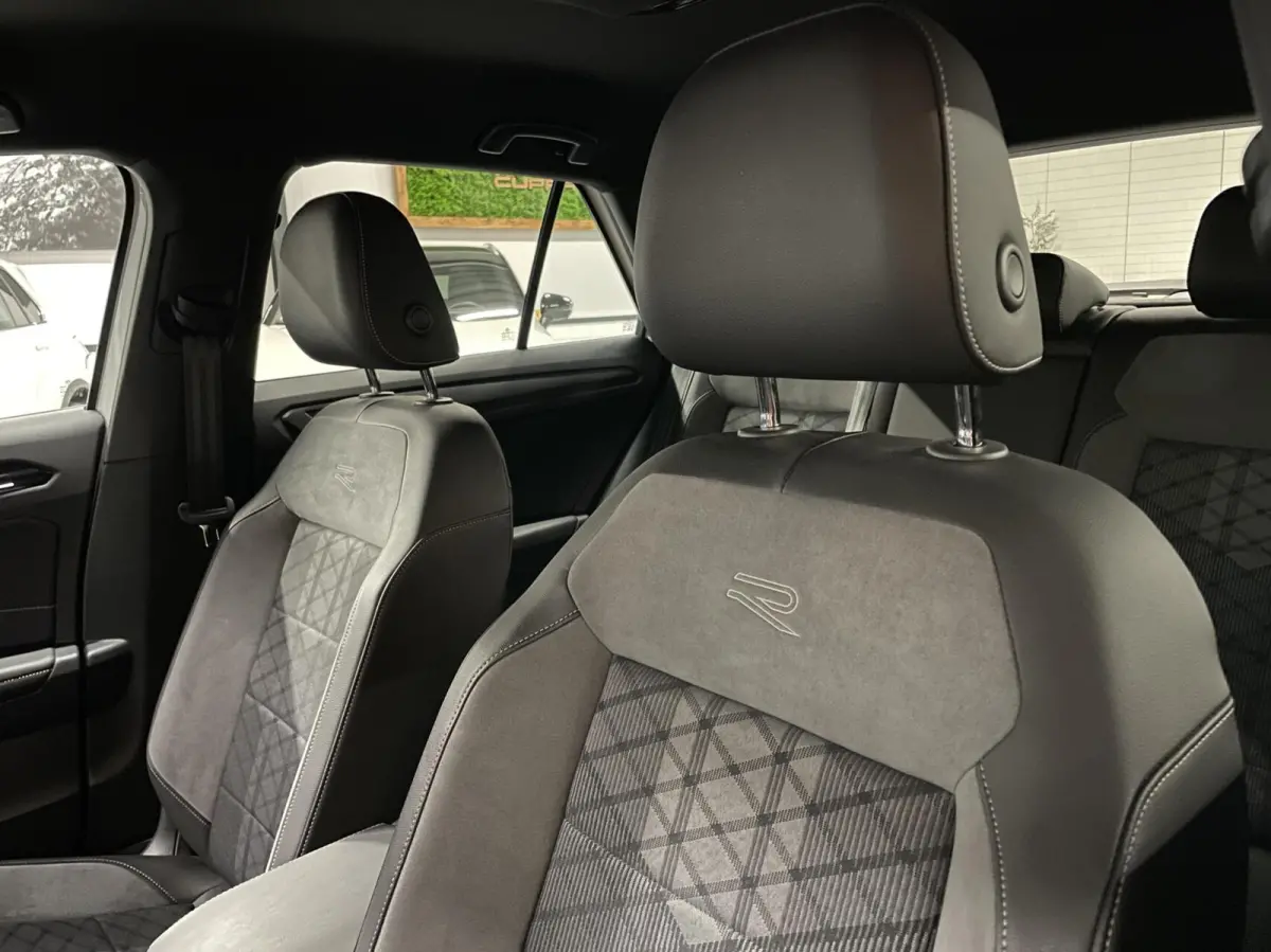 1.5 TSI 2x R-Line Black Style/ Cam/ Beats/ 19''LMV