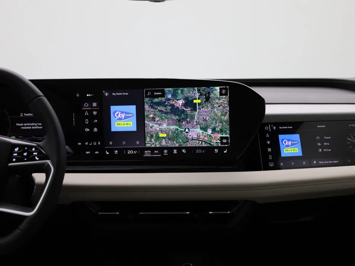 S edition performance 100 kWh | Demo | Automaat | Navigatie | Panoramadak | 360 Camera | Stoelverwarming | Stoelventilatie |