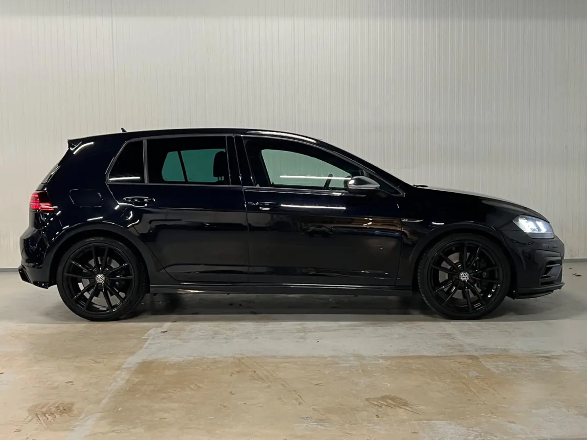 2.0 TSI R 4Motion | VIRTUAL DASH | BLACK EDITION | DCC | CARPLAY