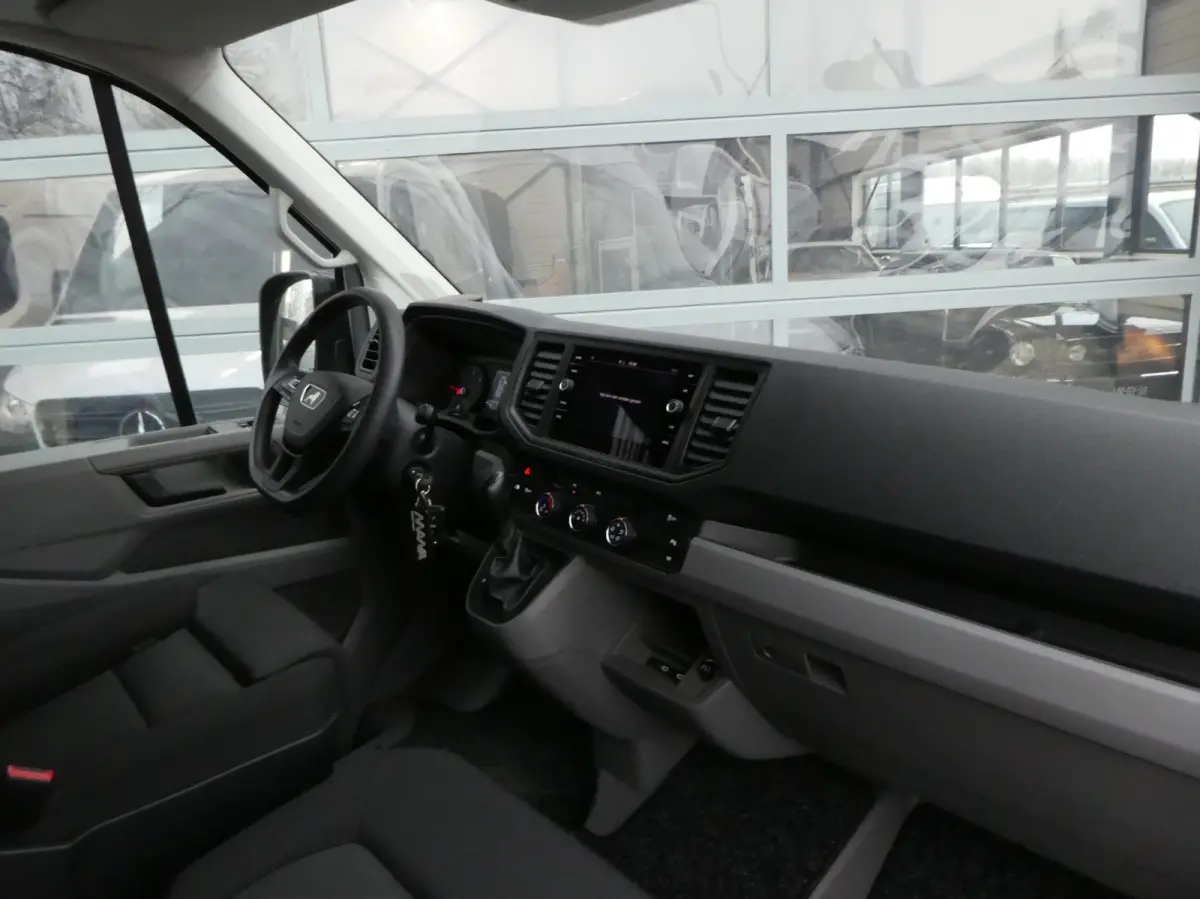 35 2.0tdi 140pk, L4H3,L3H2, Automaat, Apple CarPlay, Camera, 3-Zits.