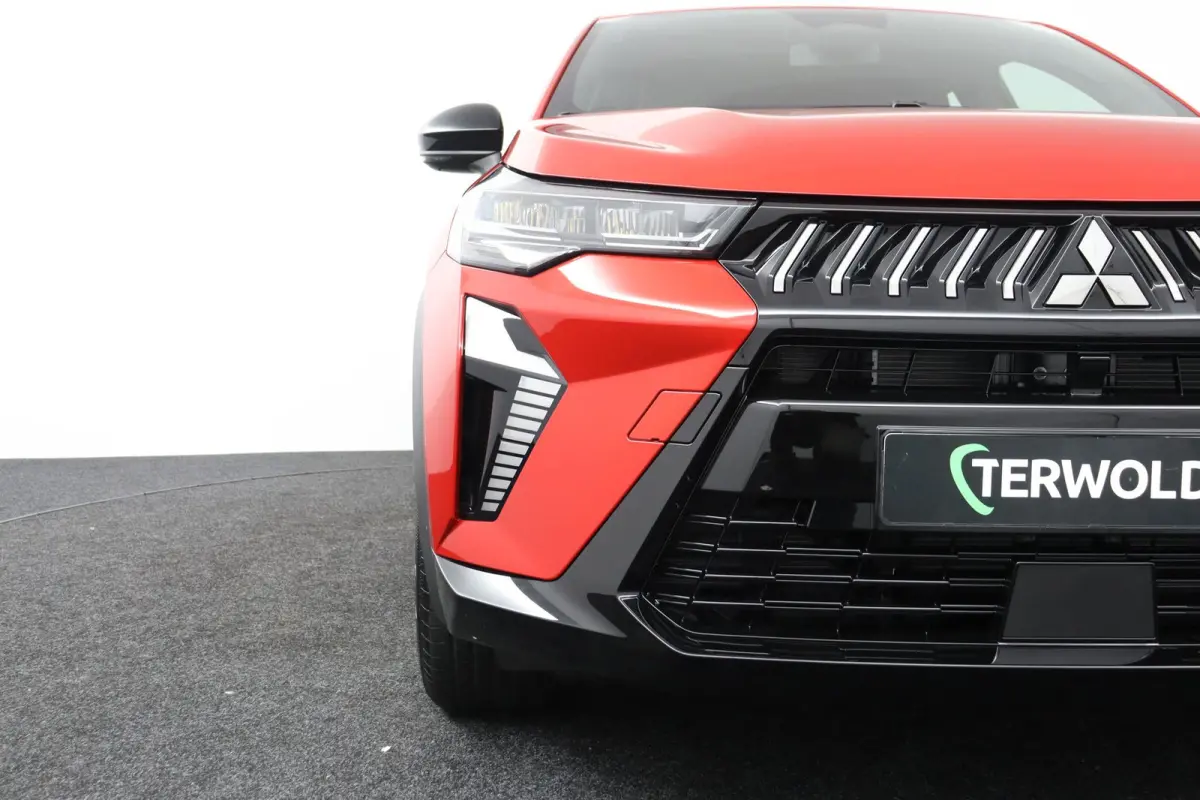 1.8 HEV Intense | € 3.000 Korting! | Achteruitrijcamera | Apple Carplay/Android Auto | Climate Control | Cruise Control | Parkeersensoren Voor en Achter