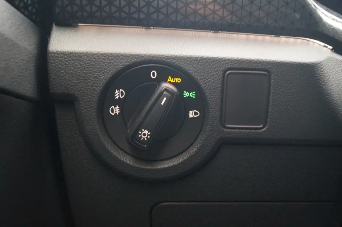 1.0 TSI 110pk Style -NAVI-ECC-PDC-DIGI-