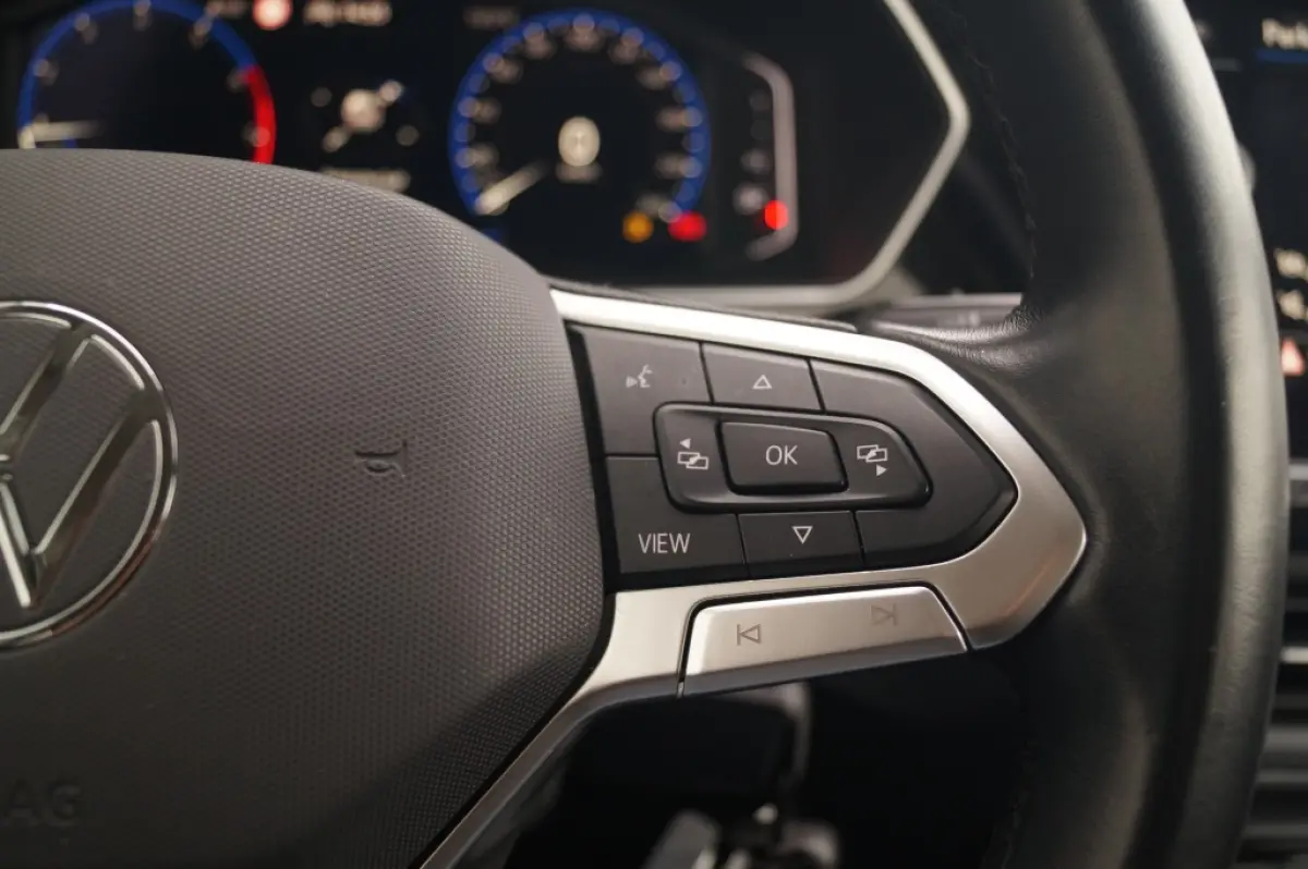 1.0 TSI 110pk Style -NAVI-ECC-PDC-DIGI-