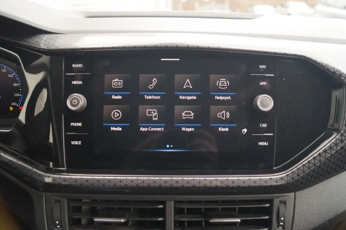 1.0 TSI 110pk Style -NAVI-ECC-PDC-DIGI-