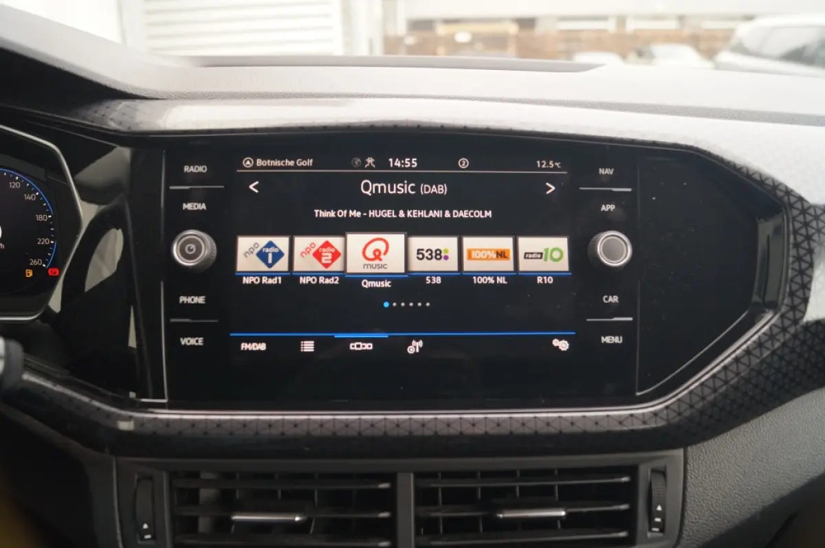 1.0 TSI 110pk Style -NAVI-ECC-PDC-DIGI-