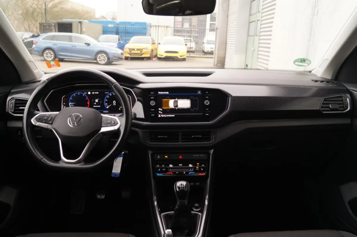 1.0 TSI 110pk Style -NAVI-ECC-PDC-DIGI-