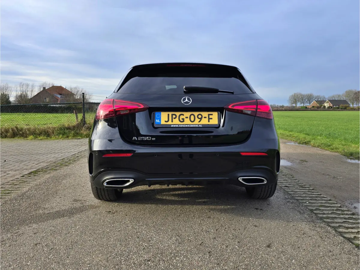 250 e Star Edition AMG Line - 165 Pk - Euro 6 - Navi - Sfeerverlichting