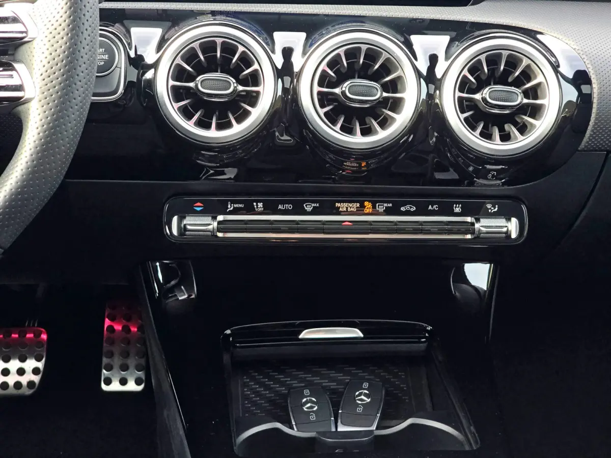 250 e Star Edition AMG Line - 165 Pk - Euro 6 - Navi - Sfeerverlichting