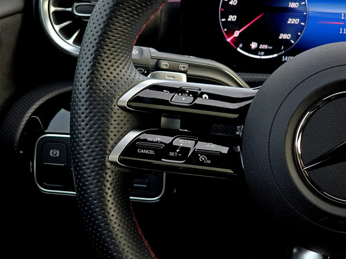 250 e Star Edition AMG Line - 165 Pk - Euro 6 - Navi - Sfeerverlichting