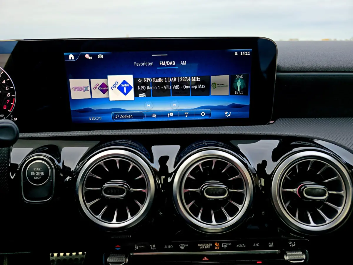 250 e Star Edition AMG Line - 165 Pk - Euro 6 - Navi - Sfeerverlichting
