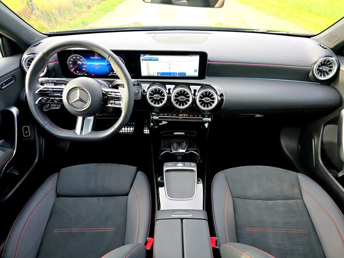 250 e Star Edition AMG Line - 165 Pk - Euro 6 - Navi - Sfeerverlichting