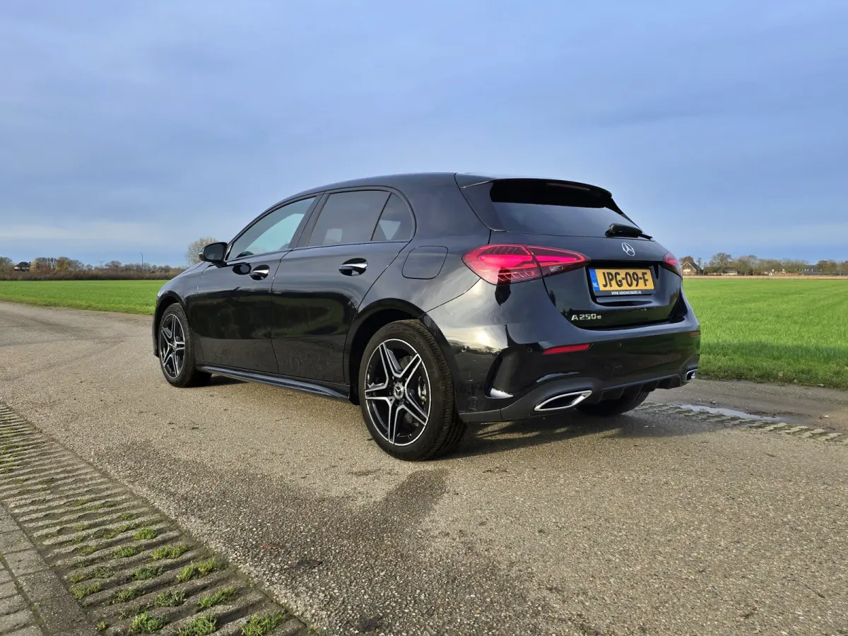 250 e Star Edition AMG Line - 165 Pk - Euro 6 - Navi - Sfeerverlichting