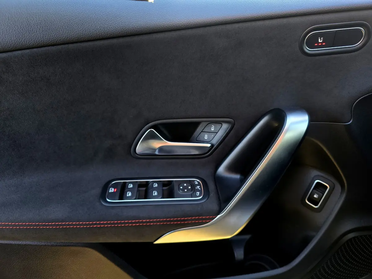 250 e Star Edition AMG Line - 165 Pk - Euro 6 - Navi - Sfeerverlichting