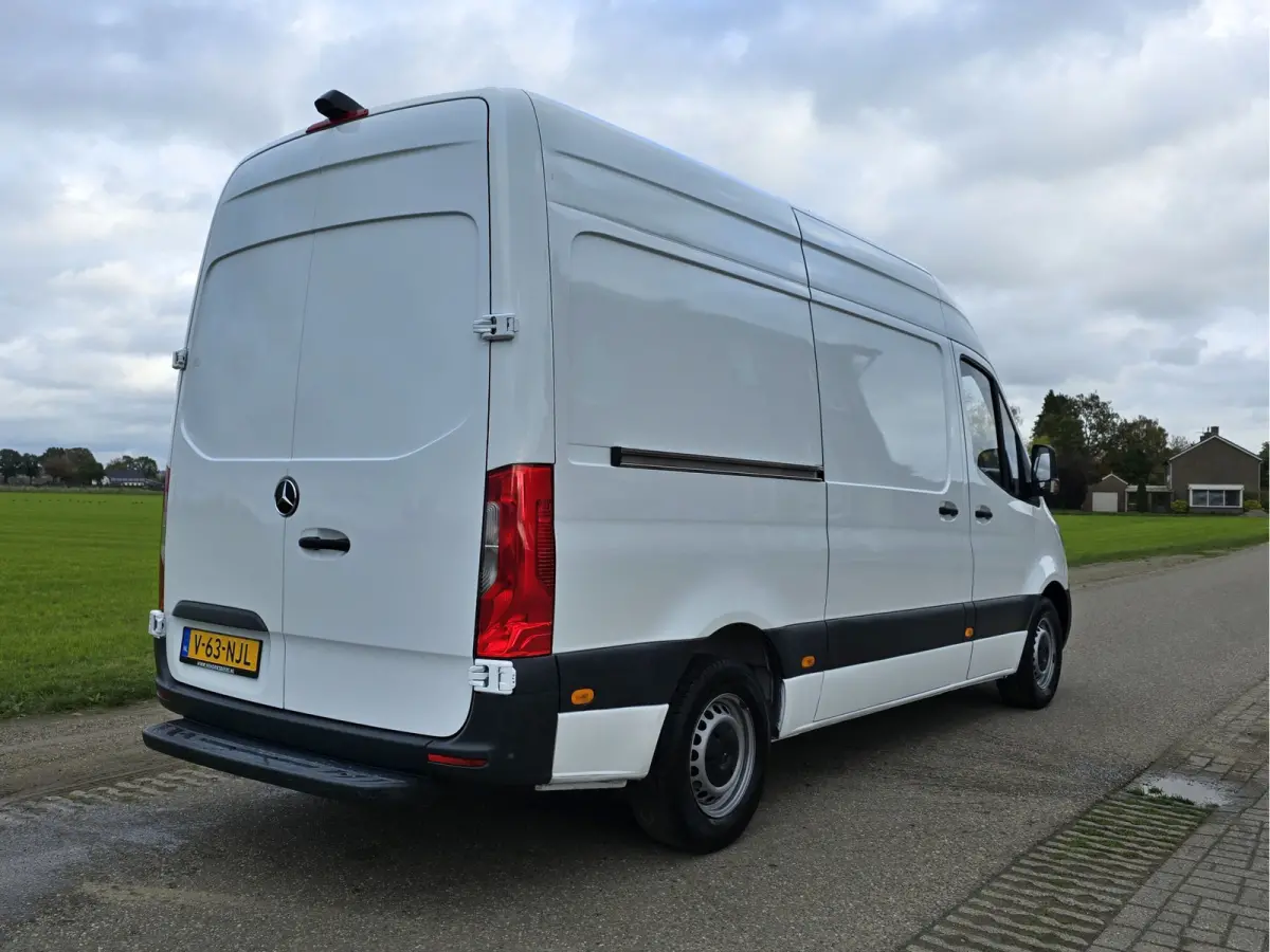 315 1.9 CDI L2 H2 RWD - 150 Pk - Euro 6 - Navi - ParkeerCamera - Cruise Control