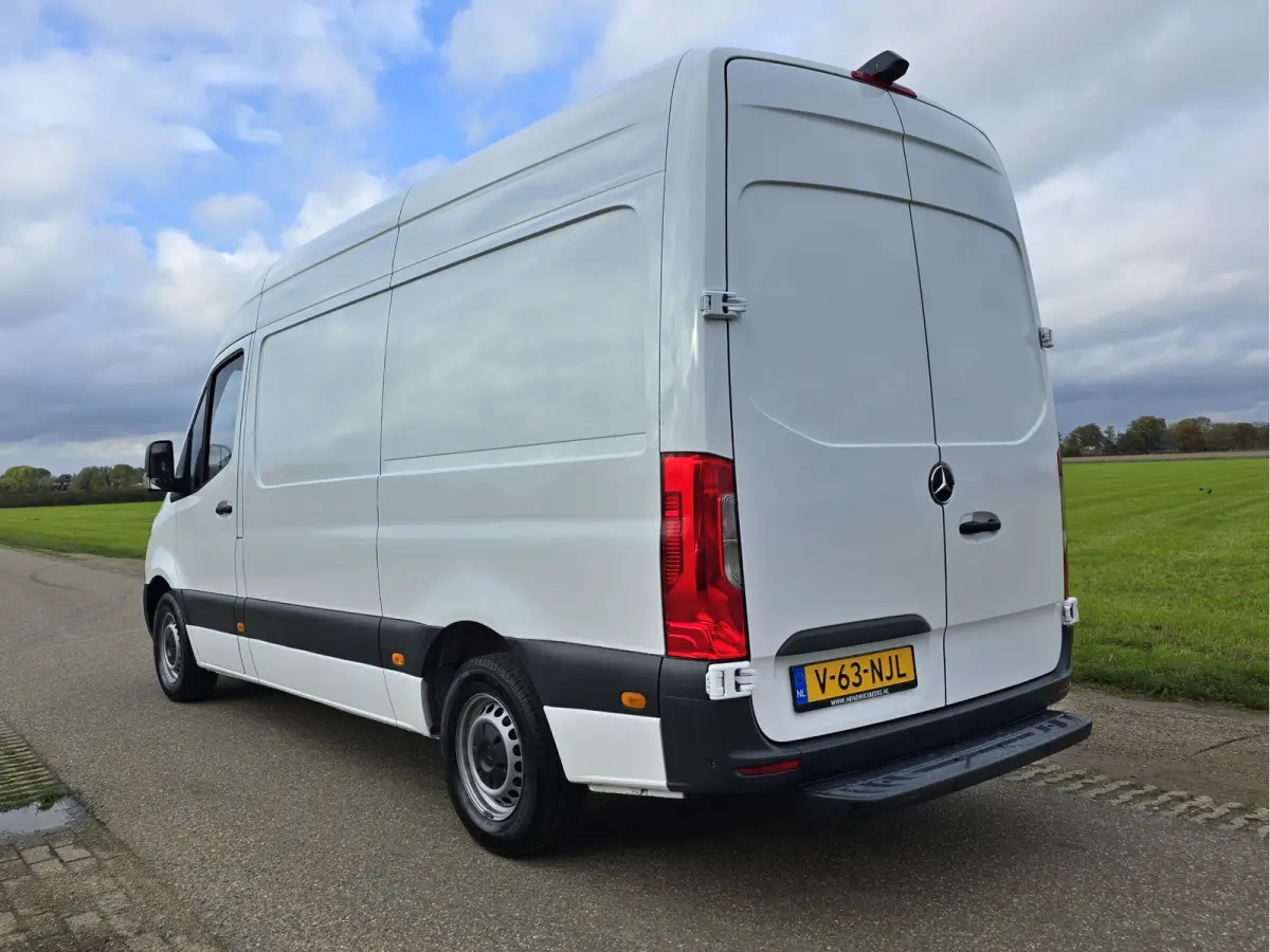 315 1.9 CDI L2 H2 RWD - 150 Pk - Euro 6 - Navi - ParkeerCamera - Cruise Control