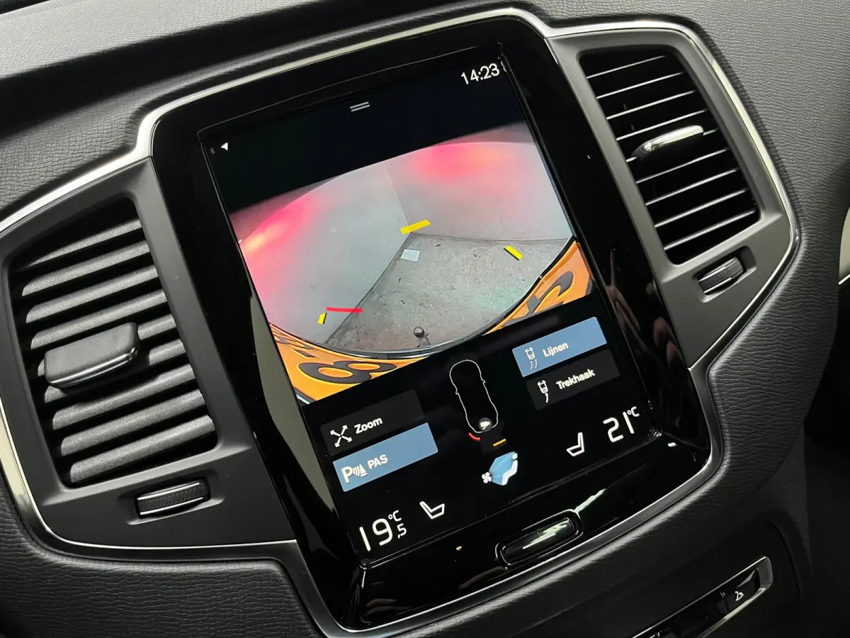 2.0 T8 Recharge AWD Inscription Expression 7P / Adaptive Cruise / Elek. Trekhaak / Panoramadak