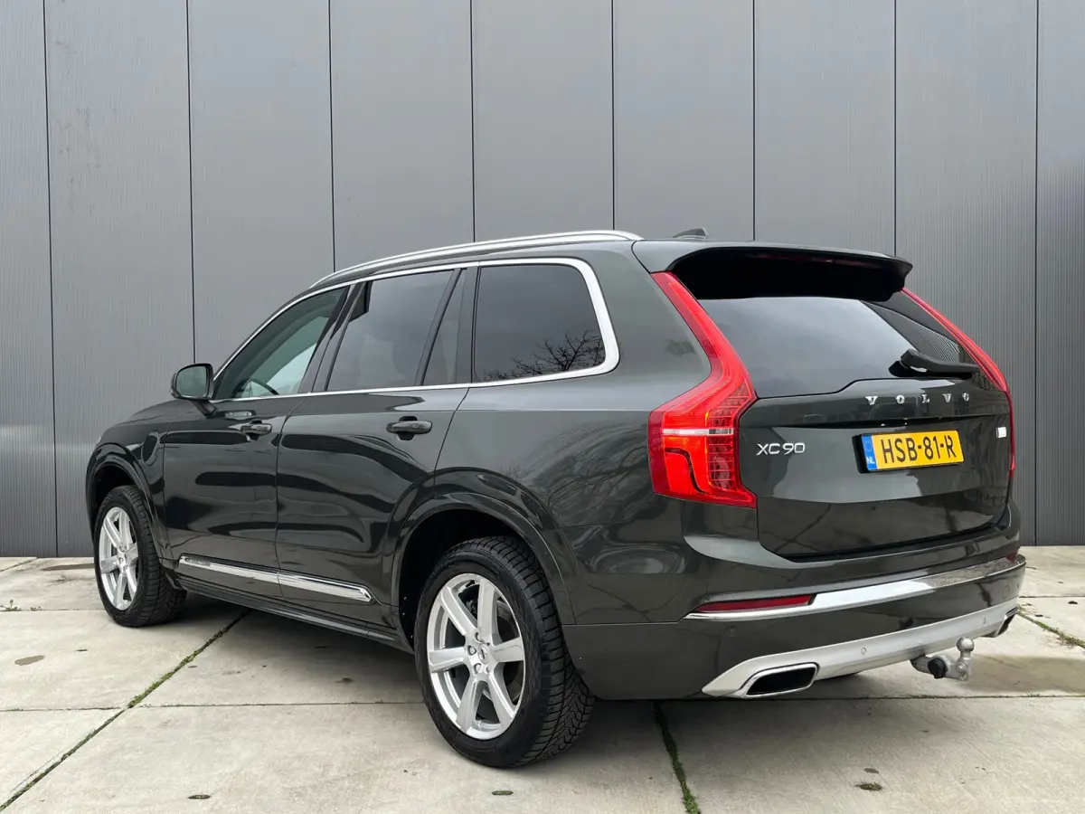2.0 T8 Recharge AWD Inscription Expression 7P / Adaptive Cruise / Elek. Trekhaak / Panoramadak