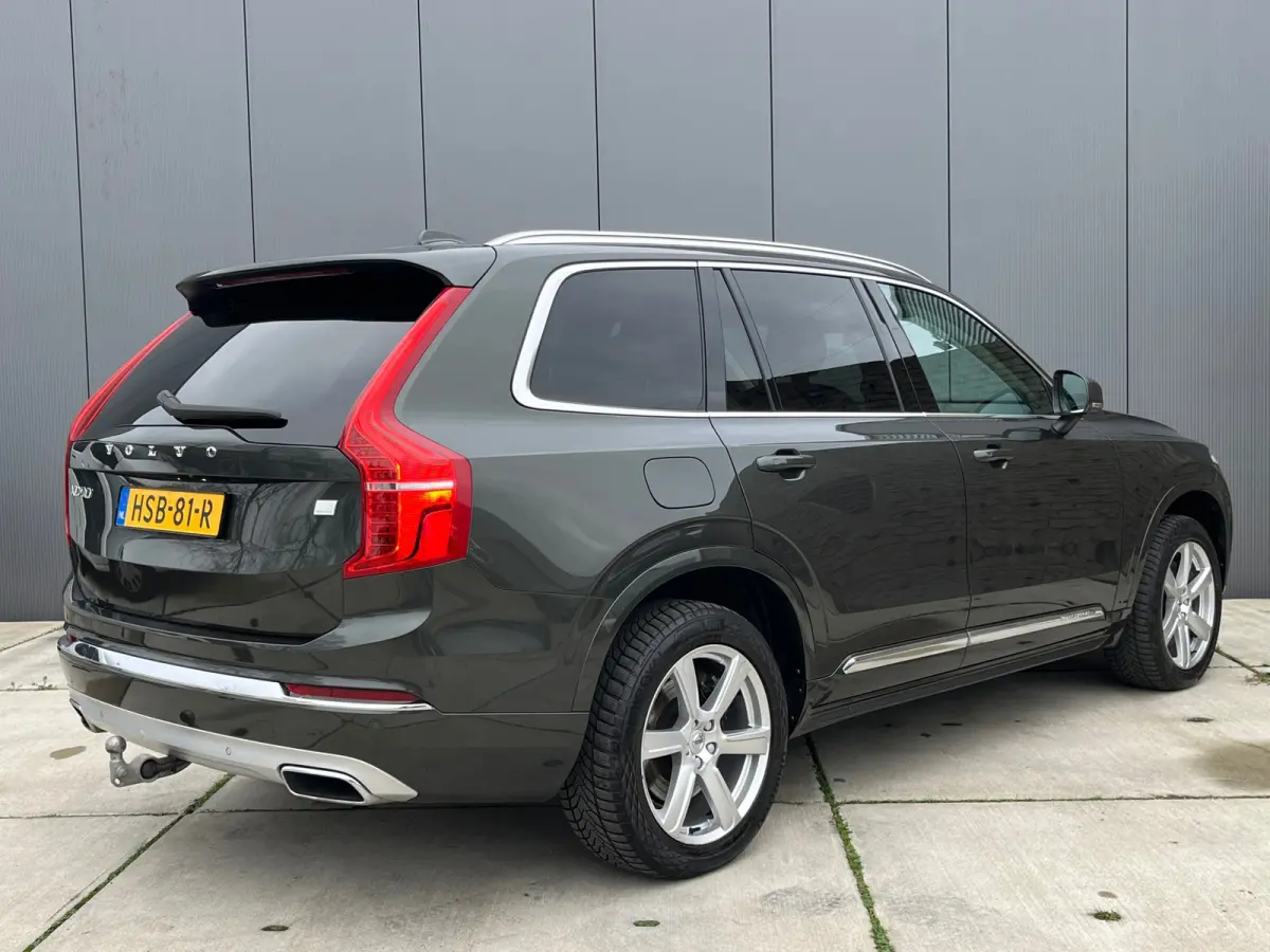 2.0 T8 Recharge AWD Inscription Expression 7P / Adaptive Cruise / Elek. Trekhaak / Panoramadak